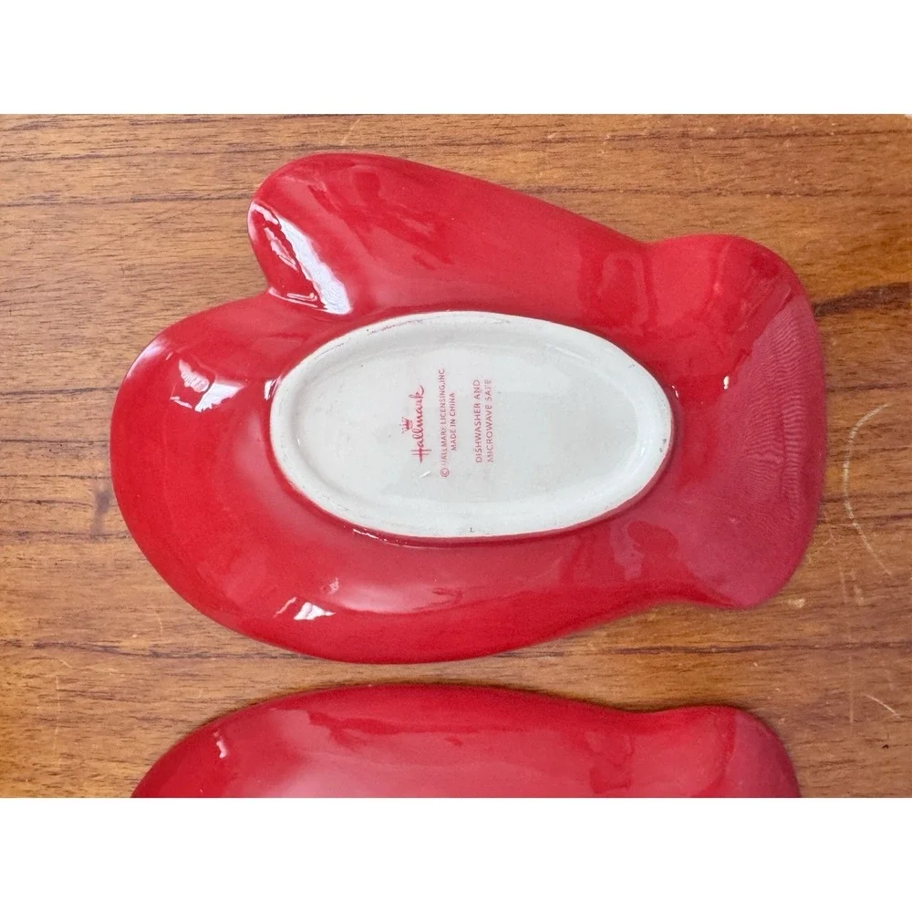 Hallmark Red Mittens Vintage‎ Dish Set of 2 Christmas Holiday Snack Bowls No Box